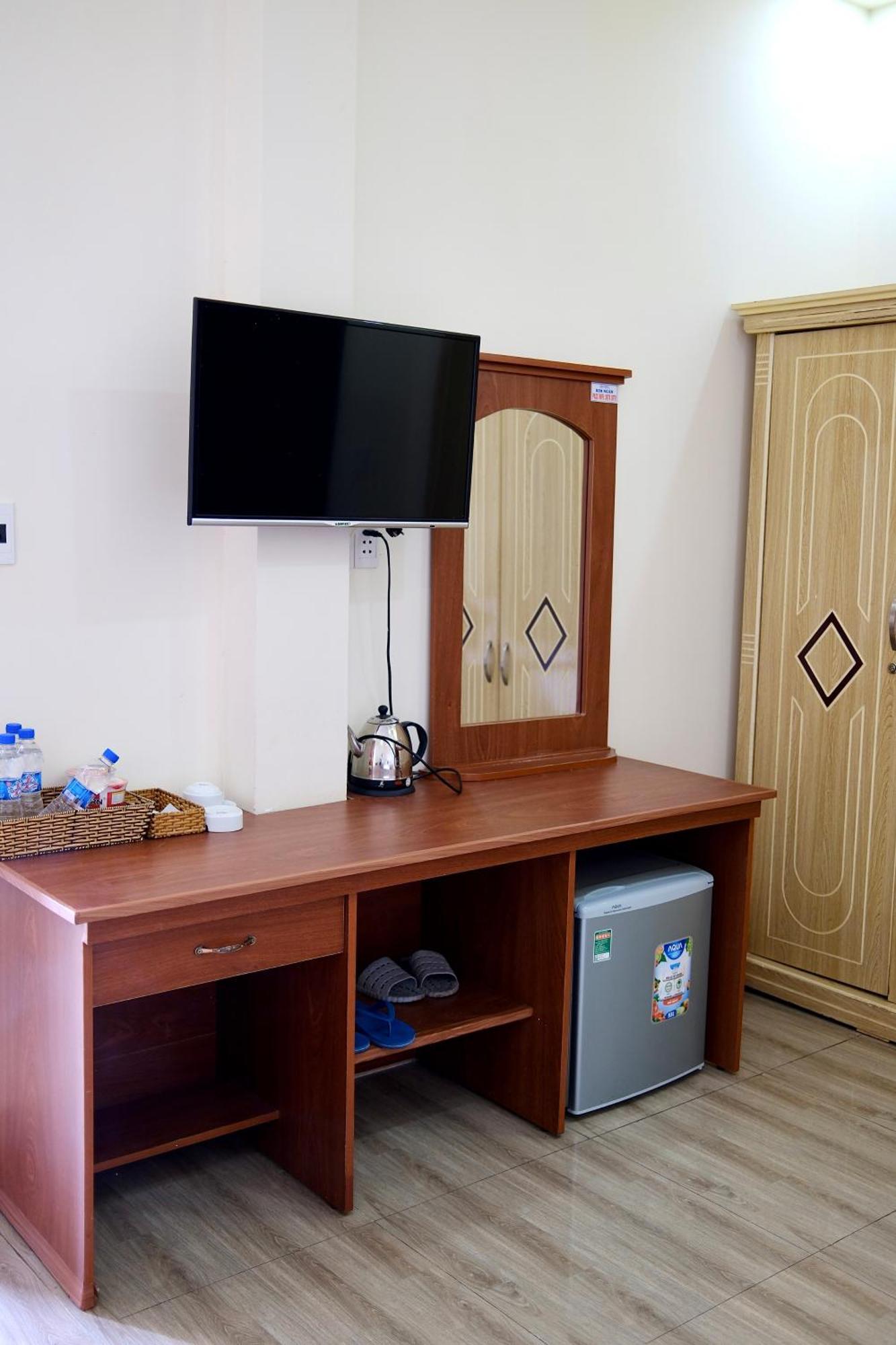 Kim Ngan Hotel Buôn Ma Thuột Exteriör bild