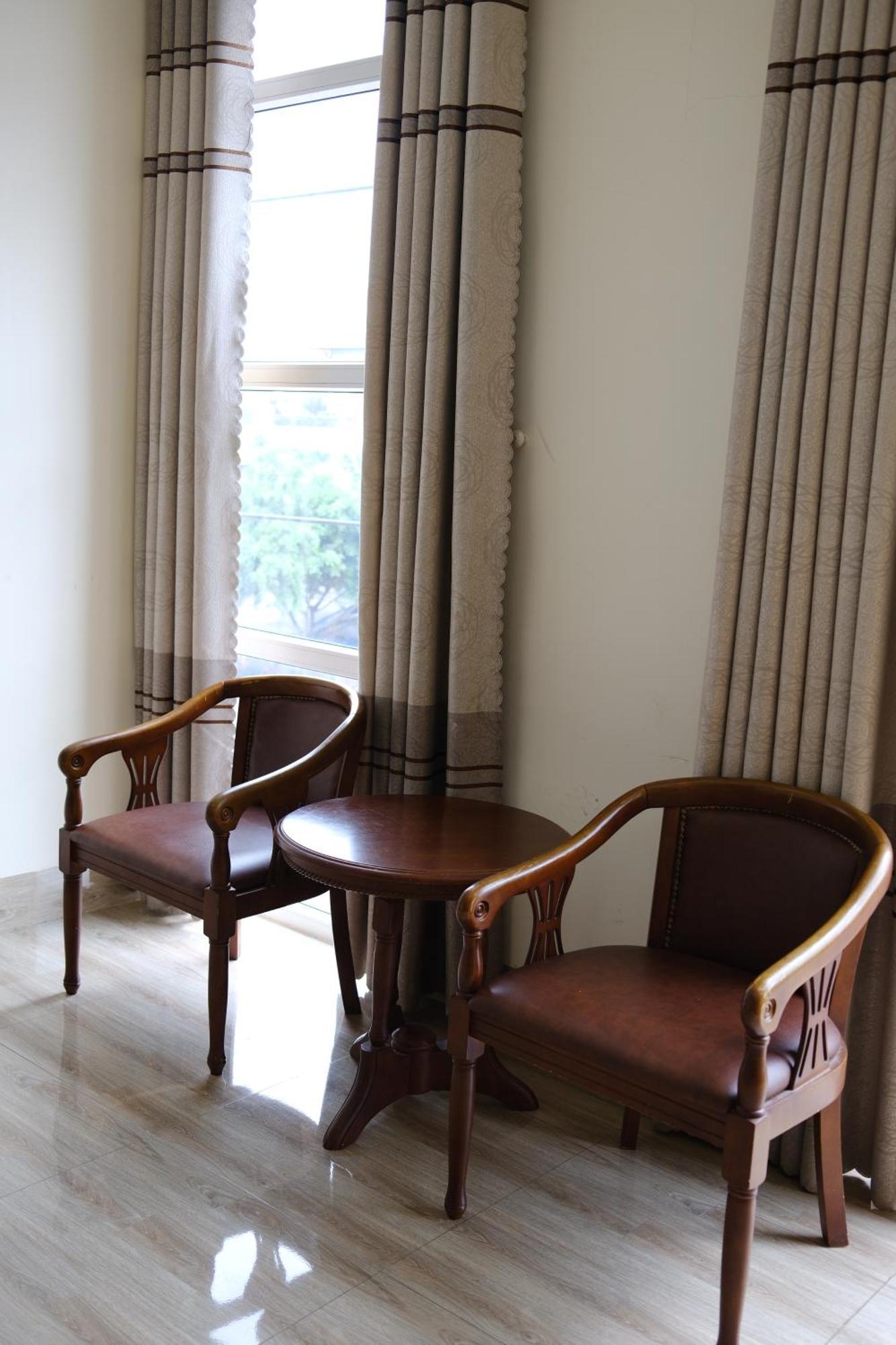 Kim Ngan Hotel Buôn Ma Thuột Exteriör bild